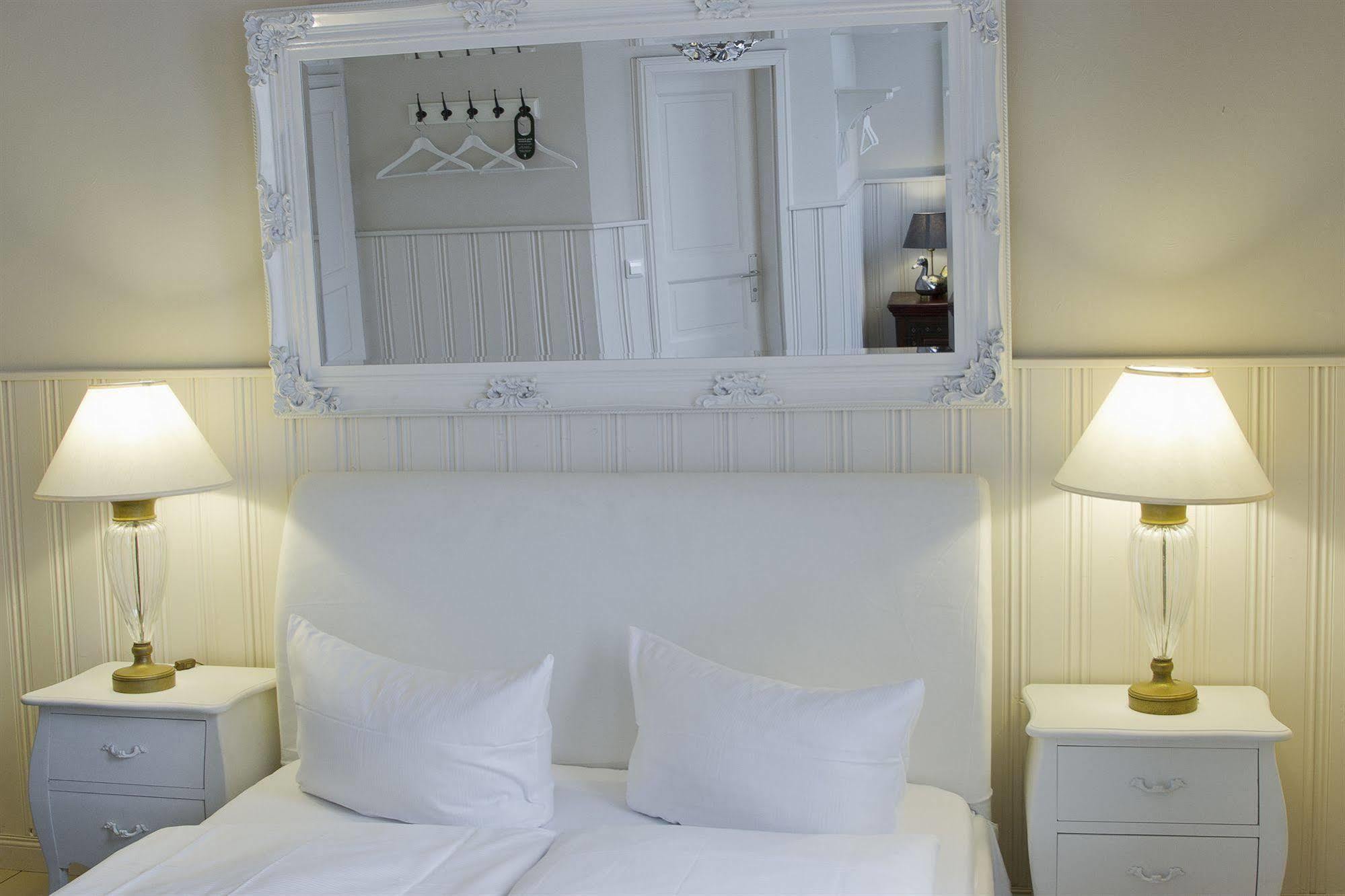 Hotel Parkidyll ベルリン エクステリア 写真
